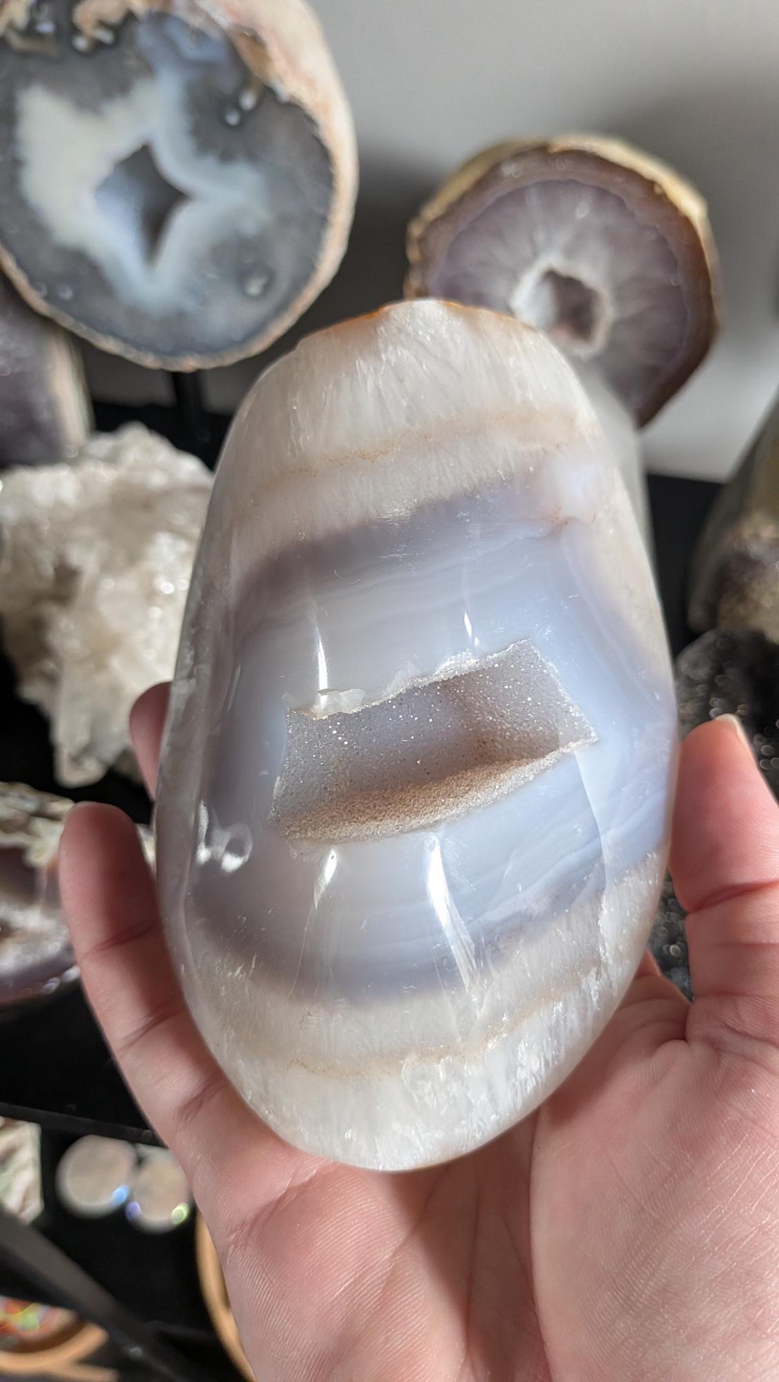 Gepolijste Agaat Geode 'Serenity' – Uniek Natuurstuk (860 gram)