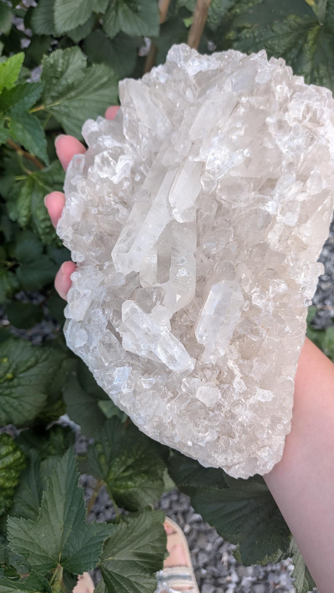 Imposant Bergkristal Cluster – Luxe Natuurlijk Statement (2663 gram)