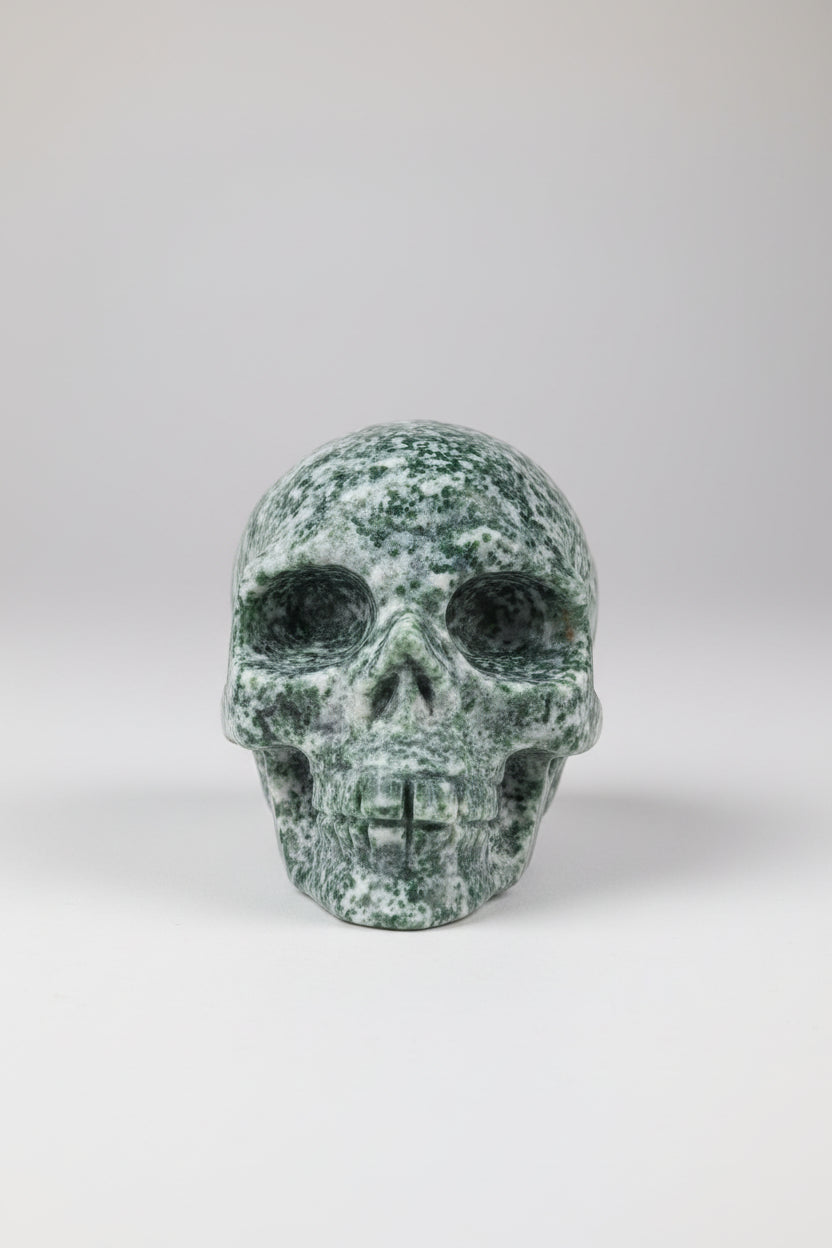 Boomagaat skull beeldje van 467 gram
