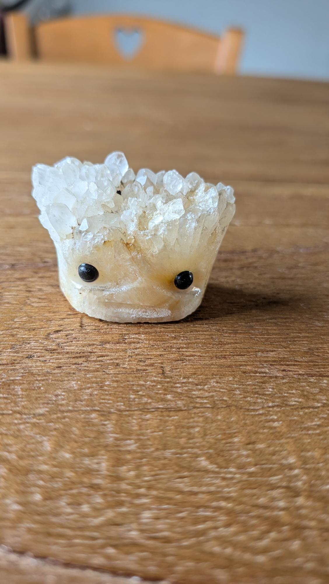 Handgemaakt Java kwarts mannetje figuurtje met obsidiaan oogjes, 40 gram