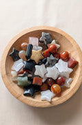 Bakje met mini edelsteen sterretjes, obelisken en bolletjes in diverse kleuren - Edeltwist collectie
