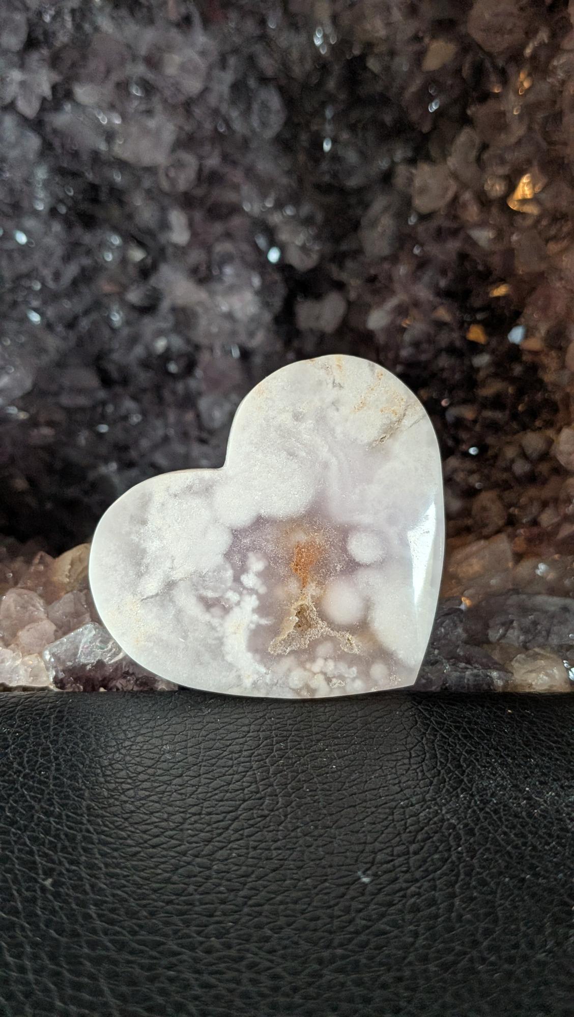 Roze Amethist Hart – Lieflijk Sculptuur