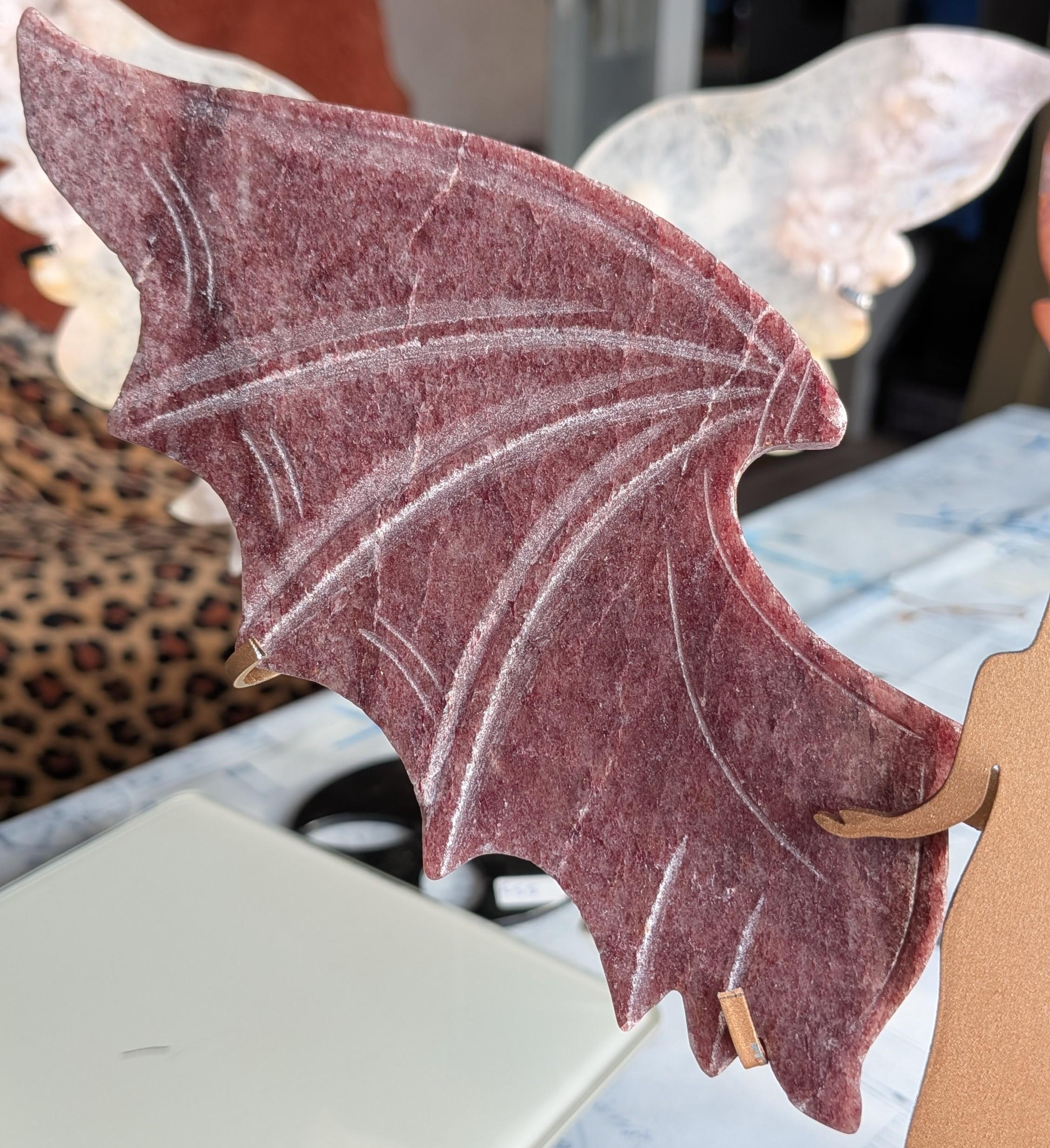 39. Rhodoniet Engel in Tweestrijd - Unieke Vleugels - 25 cm - 597g